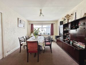 Dining Room- click for photo gallery